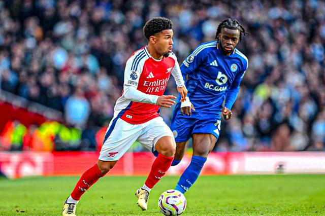 穆雷重返赛场，重返赛场首场状态出色，阿森纳观众沸腾！-爱游戏游戏平台